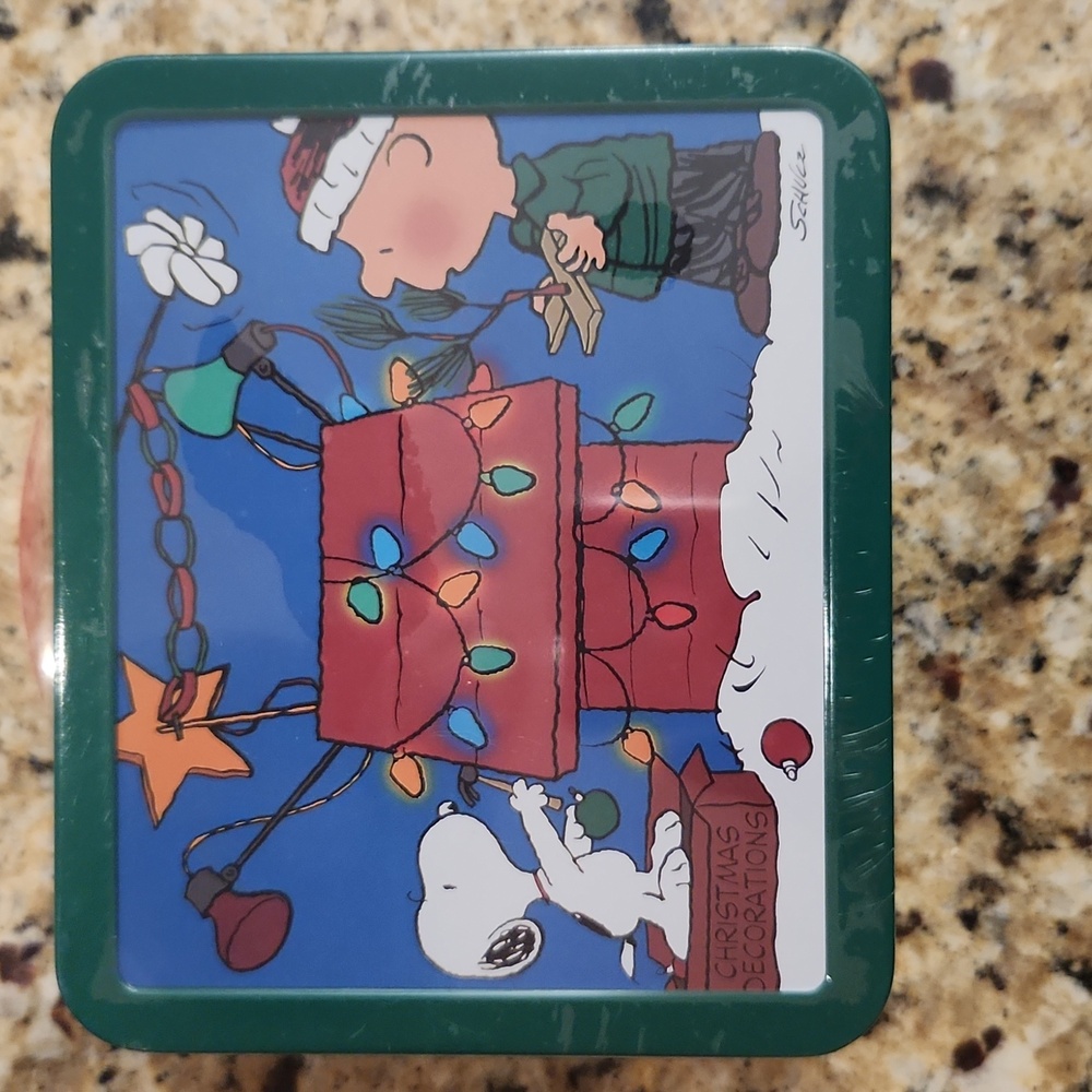 Charlie Brown Christmas Tin Lunchbox